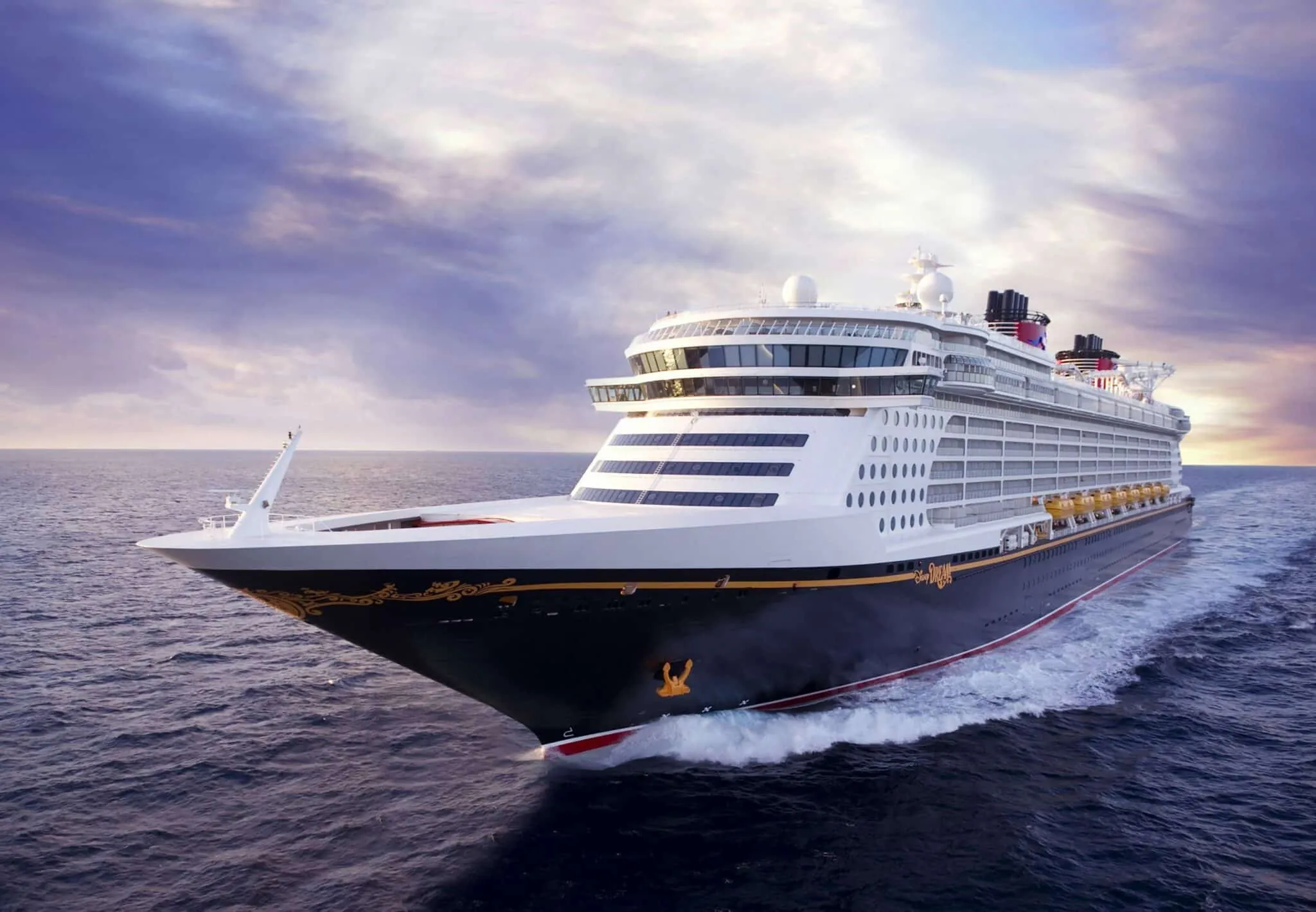 Disney Dream Introduces New Deck Party: Mickey’s Color Spin Dance Party